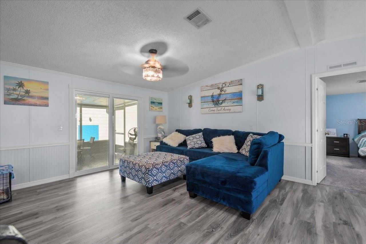 116 Crescent Lake Shore Drive, Crescent City, FL 32112 Photo