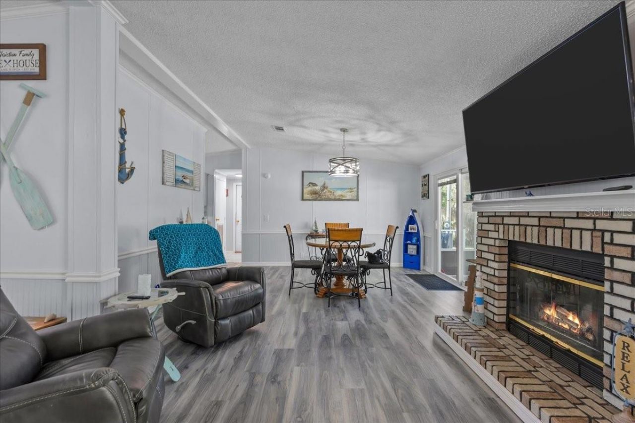 116 Crescent Lake Shore Drive, Crescent City, FL 32112 Photo