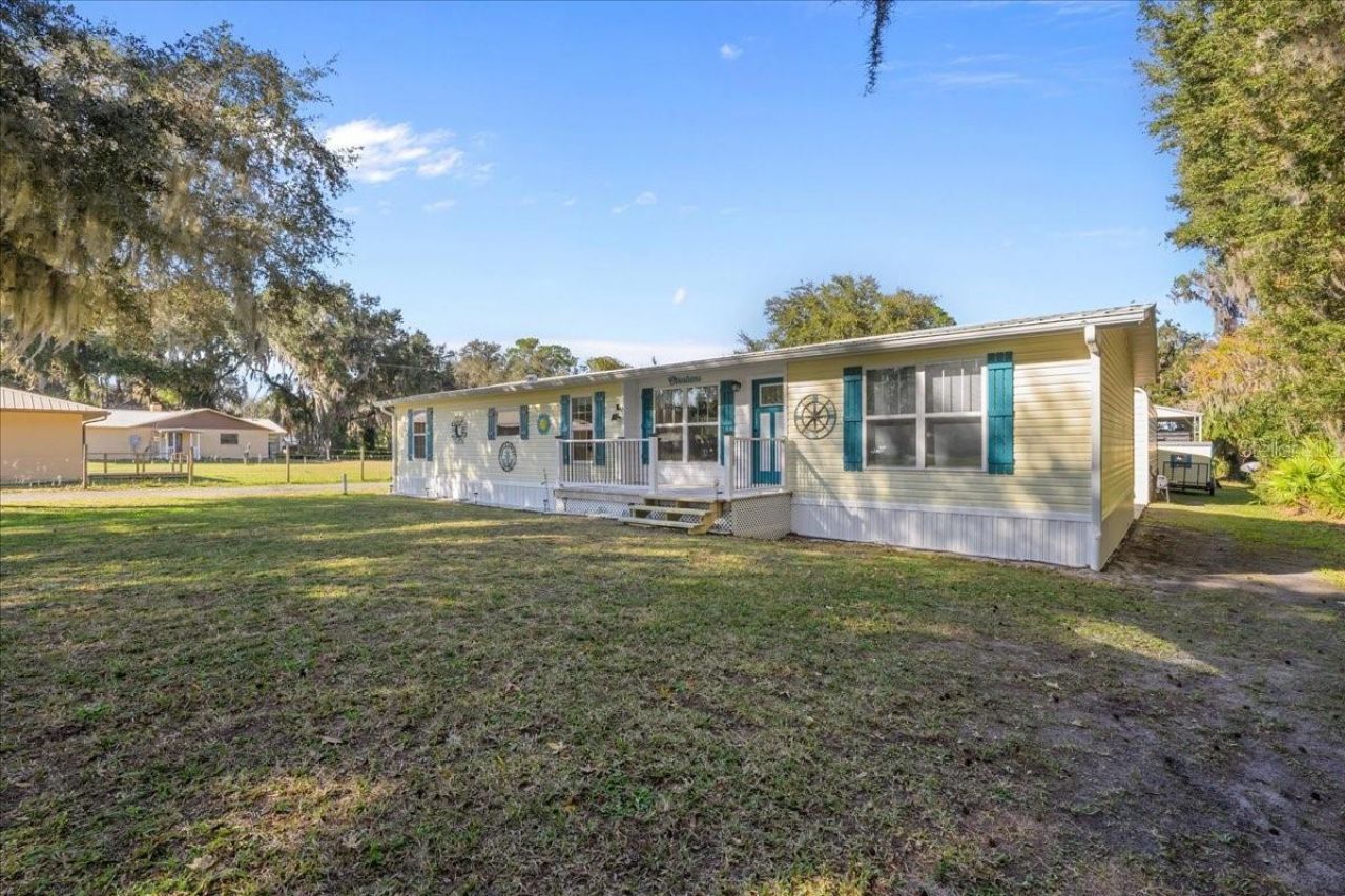 116 Crescent Lake Shore Drive, Crescent City, FL 32112 Photo