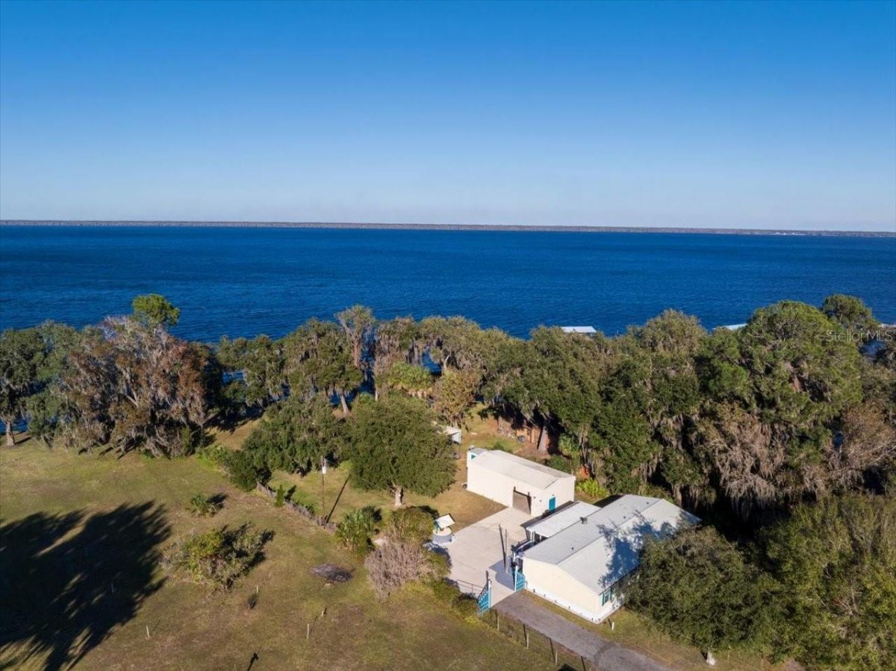116 Crescent Lake Shore Drive, Crescent City, FL 32112 Photo