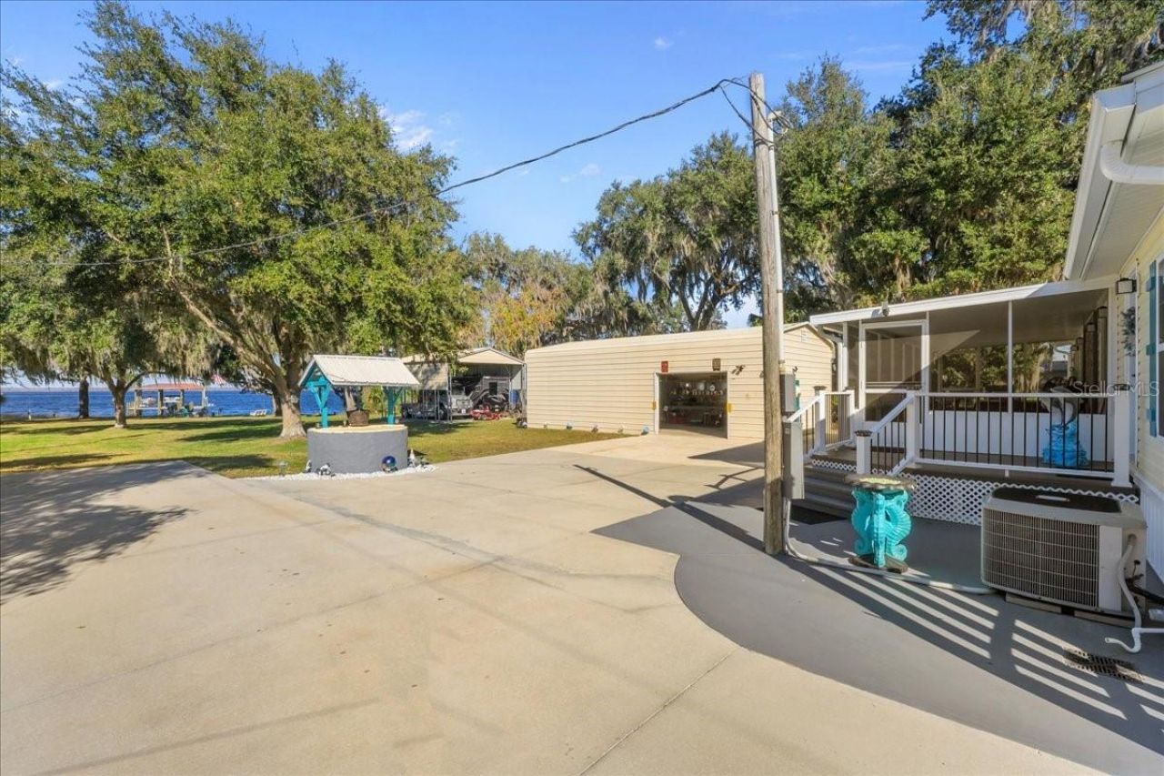 116 Crescent Lake Shore Drive, Crescent City, FL 32112 Photo