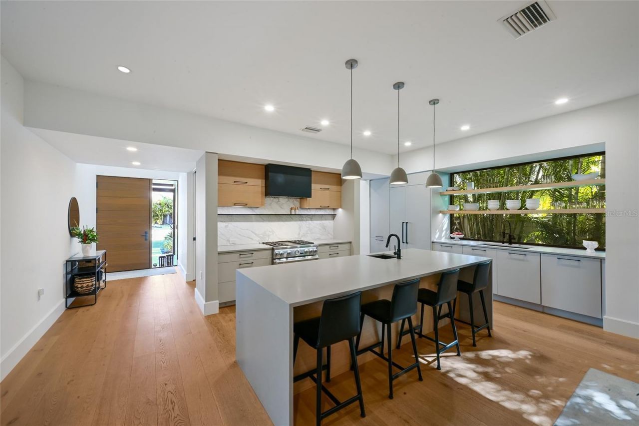 948 Citrus Avenue, Sarasota, FL 34236 Photo