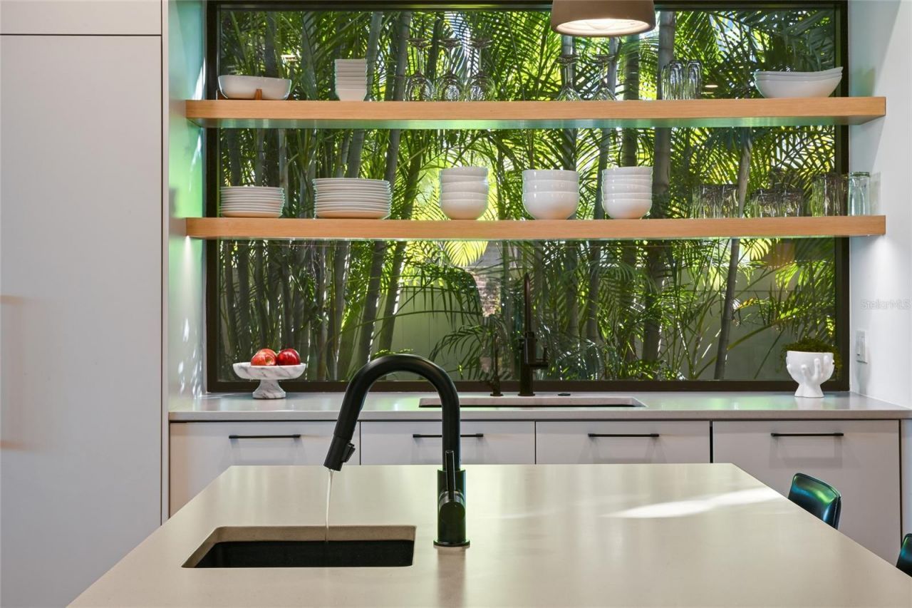 948 Citrus Avenue, Sarasota, FL 34236 Photo