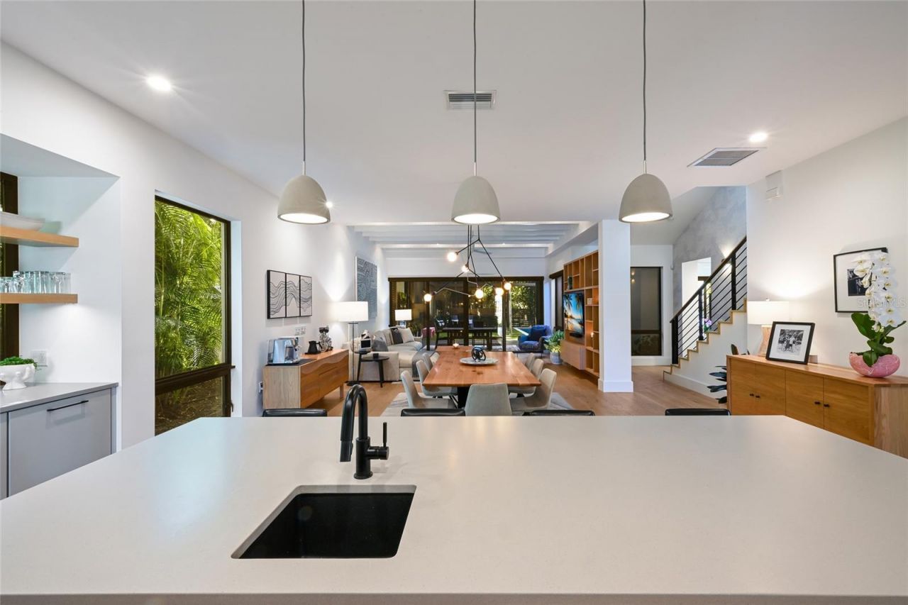 948 Citrus Avenue, Sarasota, FL 34236 Photo