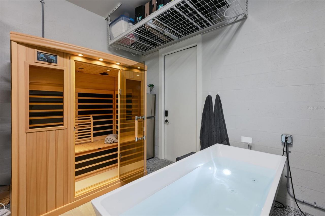 948 Citrus Avenue, Sarasota, FL 34236 Photo