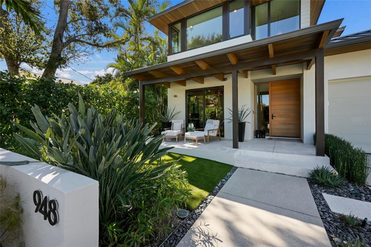 948 Citrus Avenue, Sarasota, FL 34236 Photo