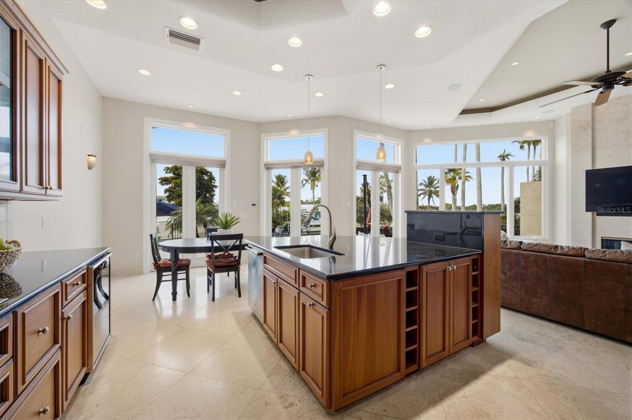 761 Norton Street, Longboat Key, FL 34228 Photo