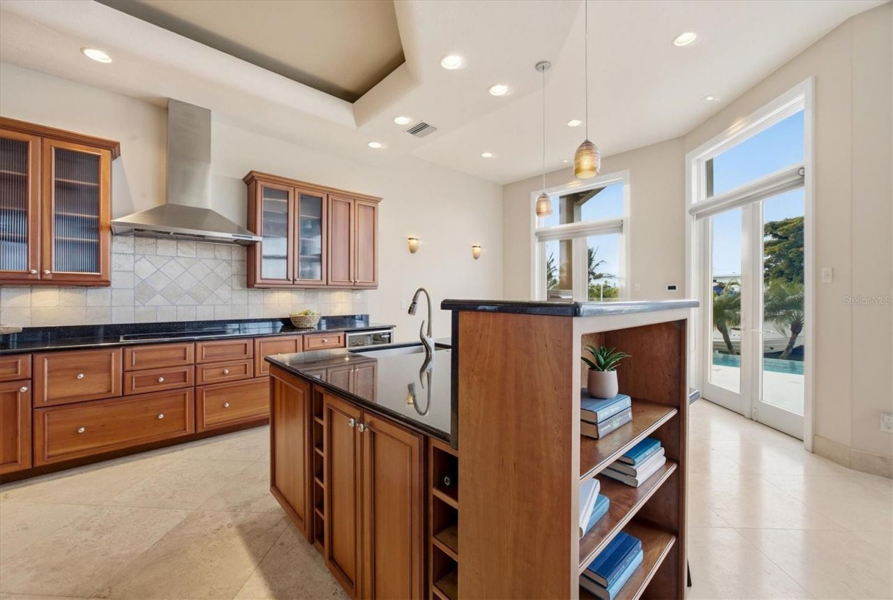 761 Norton Street, Longboat Key, FL 34228 Photo