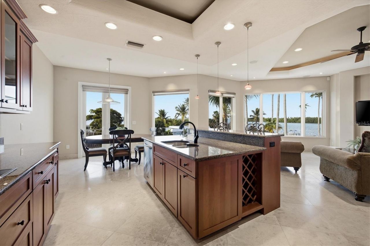 761 Norton Street, Longboat Key, FL 34228 Photo