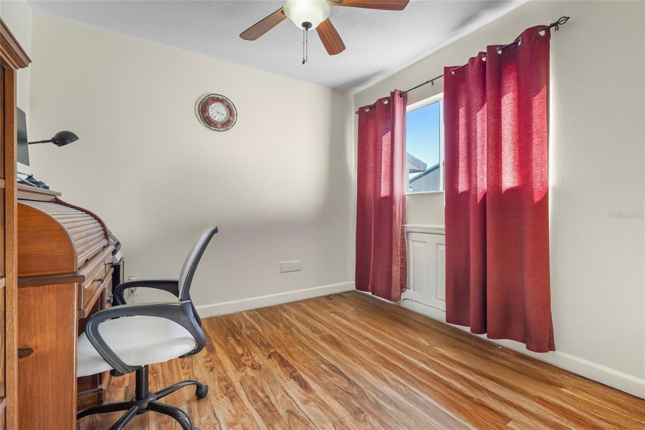 1143 Longfellow Road, Sarasota, FL 34243 Photo