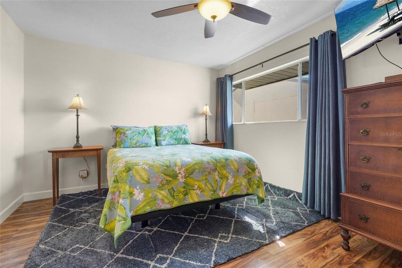 1143 Longfellow Road, Sarasota, FL 34243 Photo