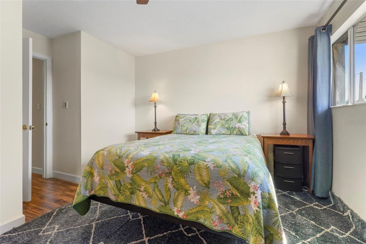 1143 Longfellow Road, Sarasota, FL 34243 Photo