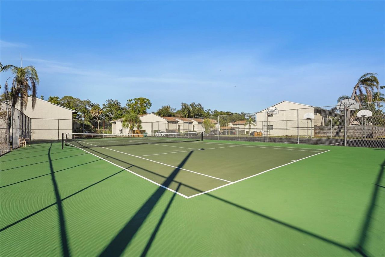 1143 Longfellow Road, Sarasota, FL 34243 Photo