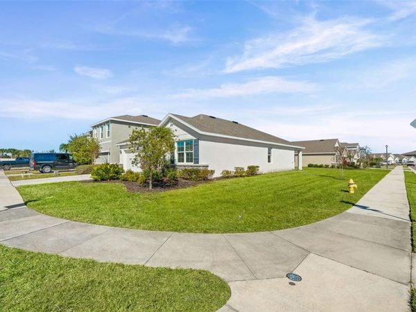5121 SULTANA COVE, LAKEWOOD RANCH, FL 34211