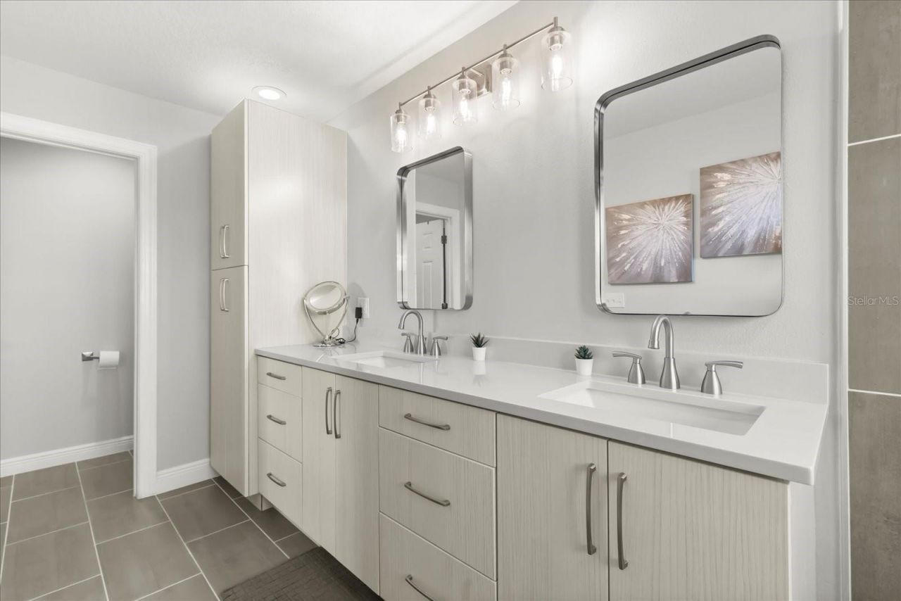 171 Valencia Circle, Saint Petersburg, FL 33716 Photo