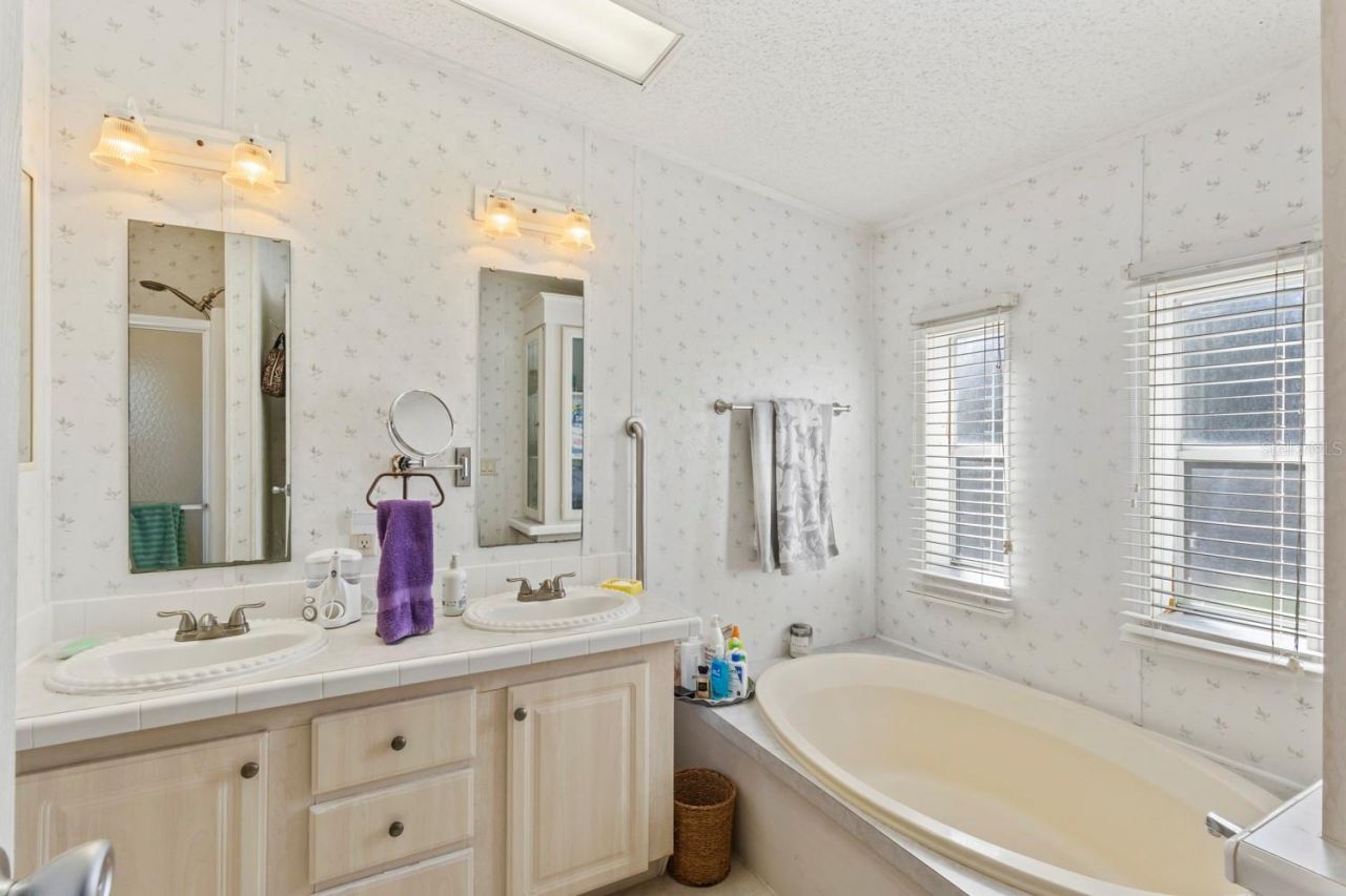 29414 Pine Villa Circle, Punta Gorda, FL 33982 Photo