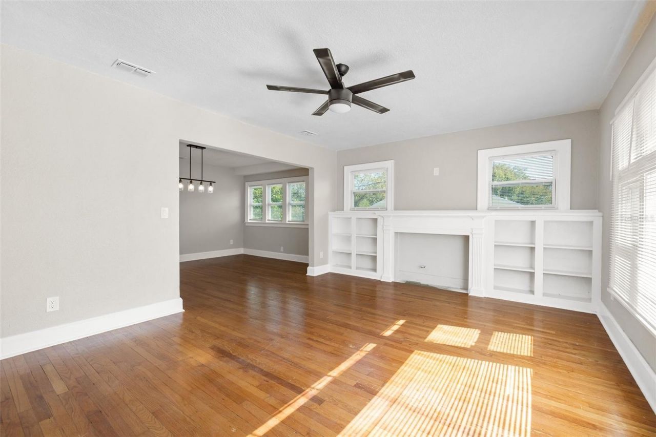 781 31st Avenue N, Saint Petersburg, FL 33704 Photo