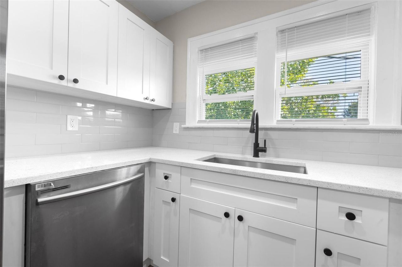 781 31st Avenue N, Saint Petersburg, FL 33704 Photo