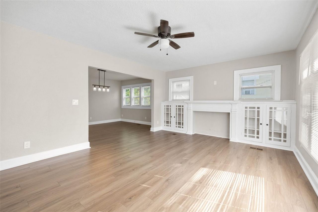 781 31st Avenue N, Saint Petersburg, FL 33704 Photo