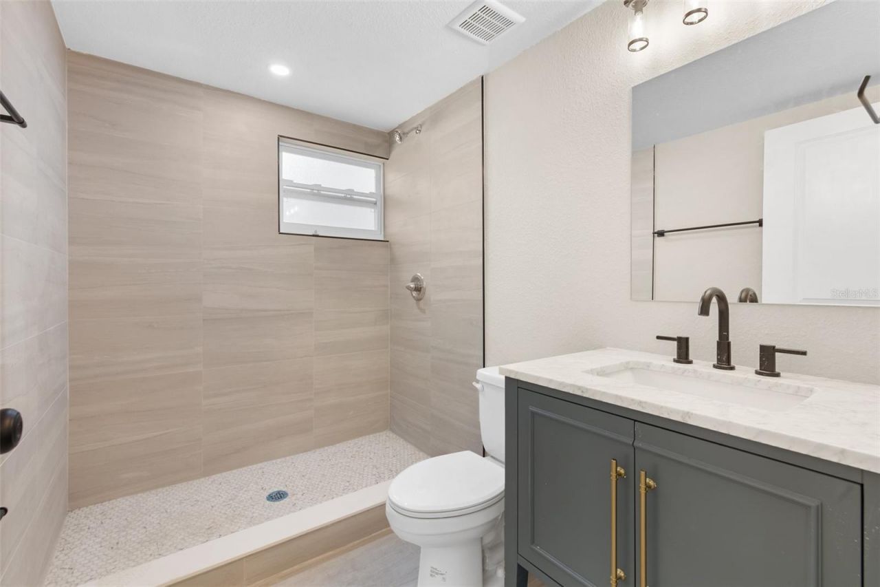 781 31st Avenue N, Saint Petersburg, FL 33704 Photo