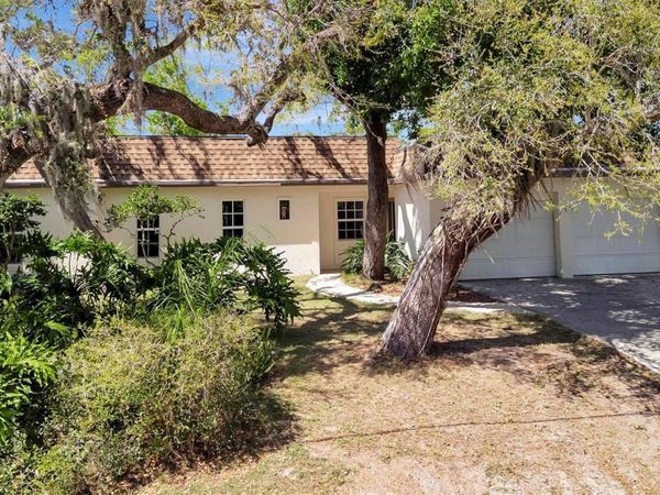 3428 MINEOLA DRIVE, SARASOTA, FL 34239