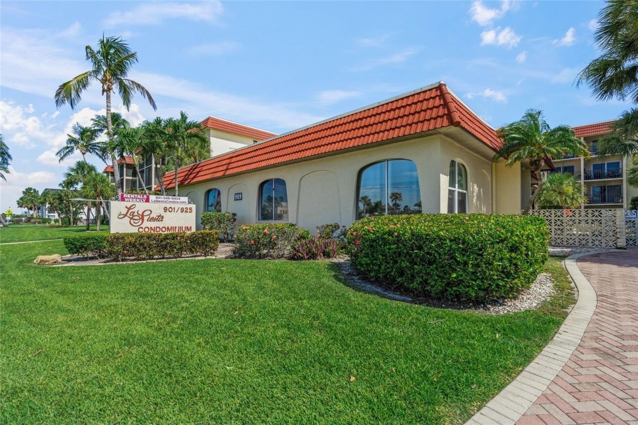 915 Beach Road, Unit 216, Sarasota, FL 34242 Photo