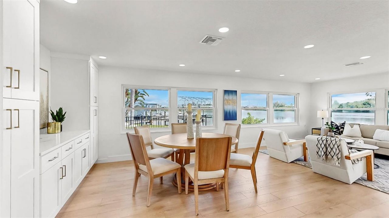 424 Doric Court, Tarpon Springs, FL 34689 Photo