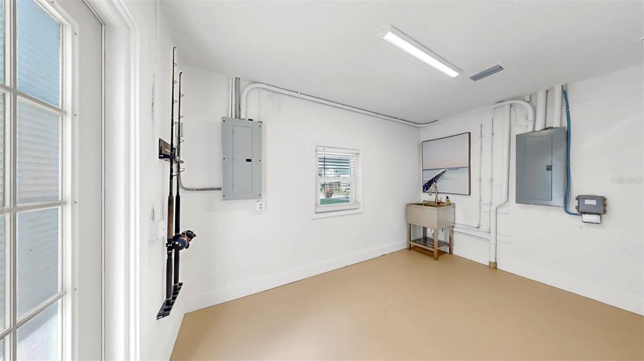 424 Doric Court, Tarpon Springs, FL 34689 Photo