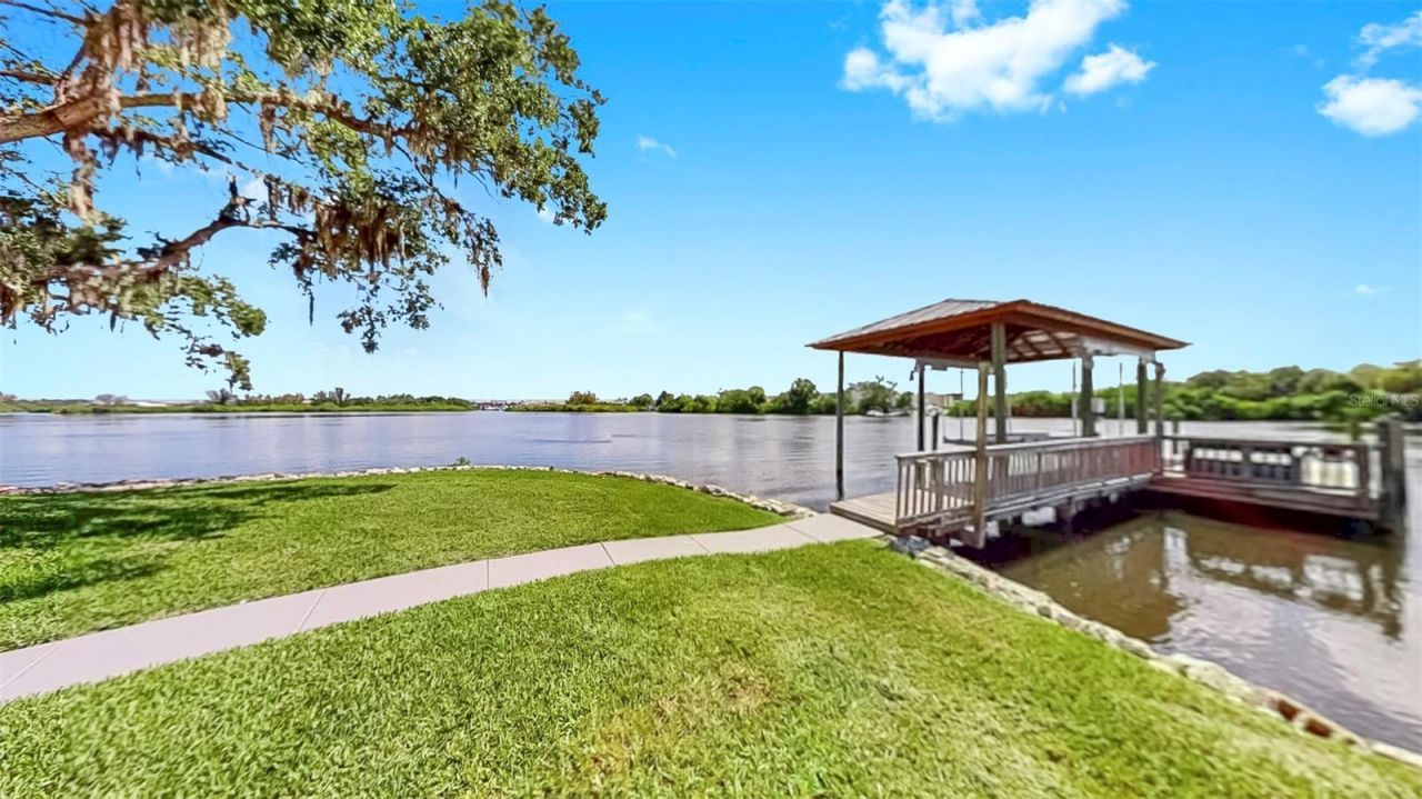 424 Doric Court, Tarpon Springs, FL 34689 Photo