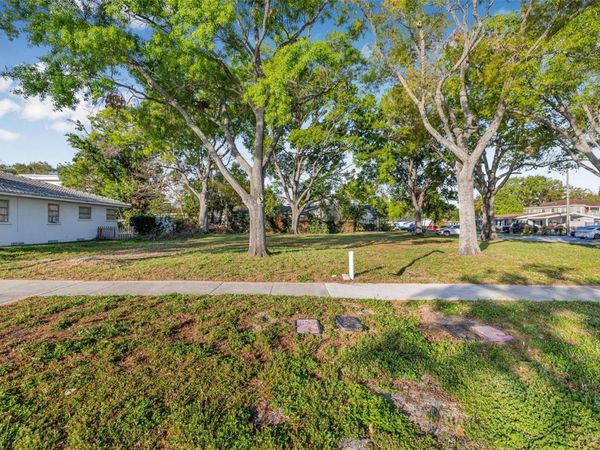 604 CHANNEL DRIVE, TAMPA, FL 33606
