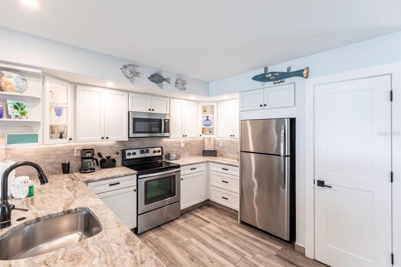 6154 Midnight Pass Road, Unit 202, Sarasota, FL 34242 Photo