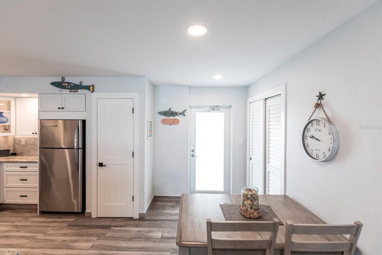 6154 Midnight Pass Road, Unit 202, Sarasota, FL 34242 Photo