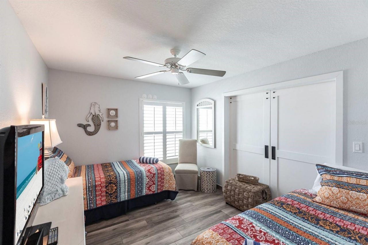 6154 Midnight Pass Road, Unit 202, Sarasota, FL 34242 Photo