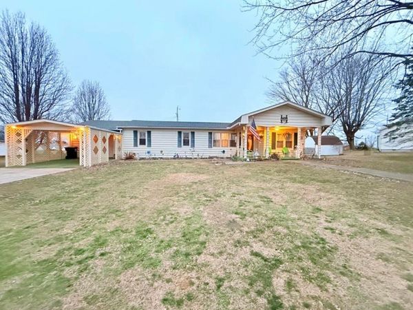 215 Chesley Street , West Union, OH 45693