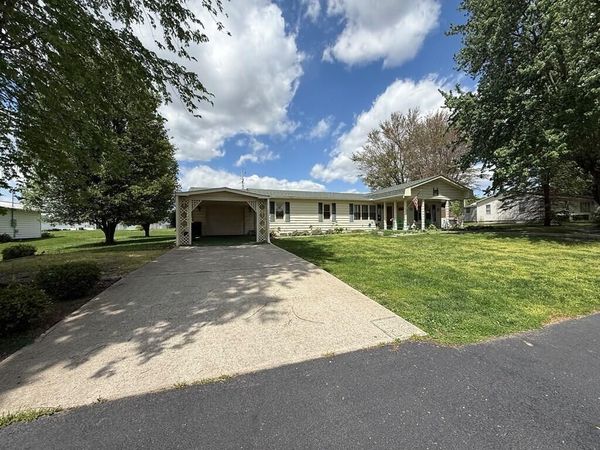 215 Chesley Street, West Union, OH 45693