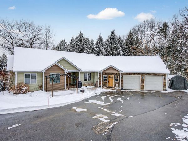 77 Holmes Road, Winthrop, ME 04364