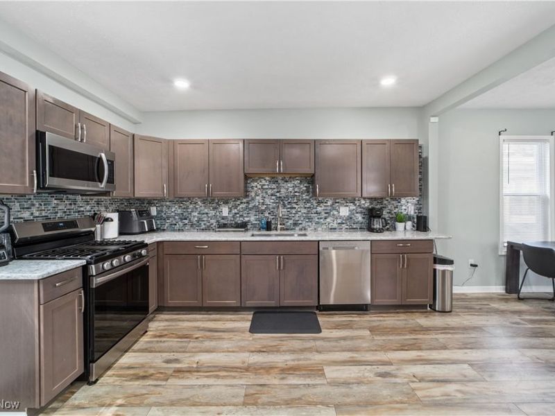 3251 Marvin Avenue, Cleveland, OH 44109 Photo 10