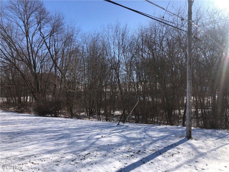 Valleydale Avenue SE, Magnolia, OH 44643 Photo 2