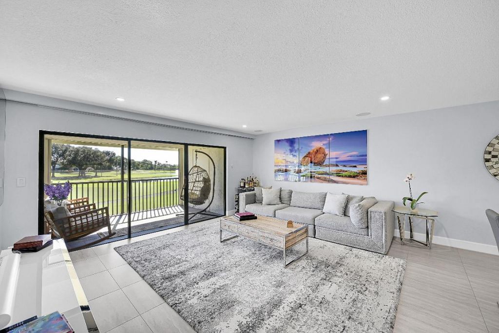 12870 Briarlake Drive, Unit 201, Palm Beach Gardens, FL 33418 Photo