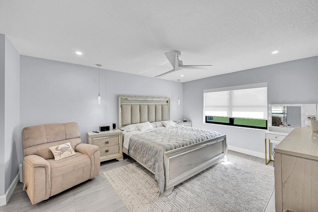 12870 Briarlake Drive, Unit 201, Palm Beach Gardens, FL 33418 Photo