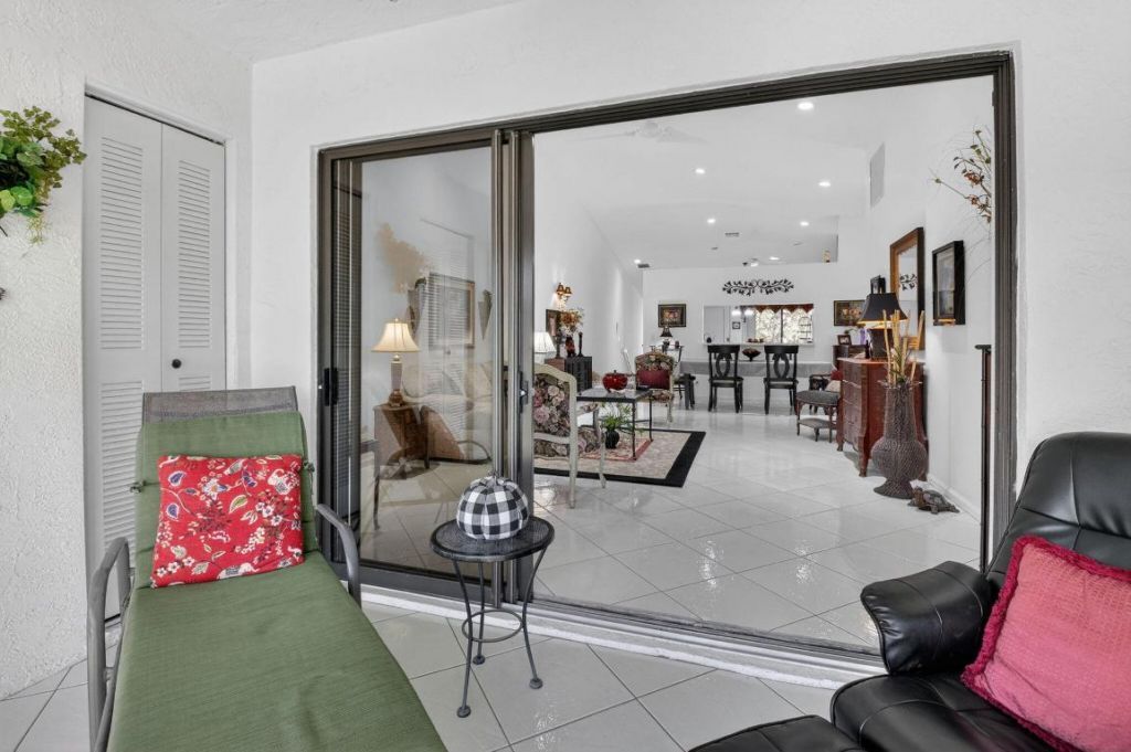 9716 Sills Drive E, Unit 201, Boynton Beach, FL 33437 Photo