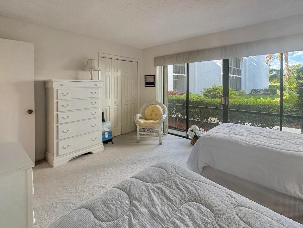 3300 Twin Lakes Terrace, Unit 103, Fort Pierce, FL 34951 Photo