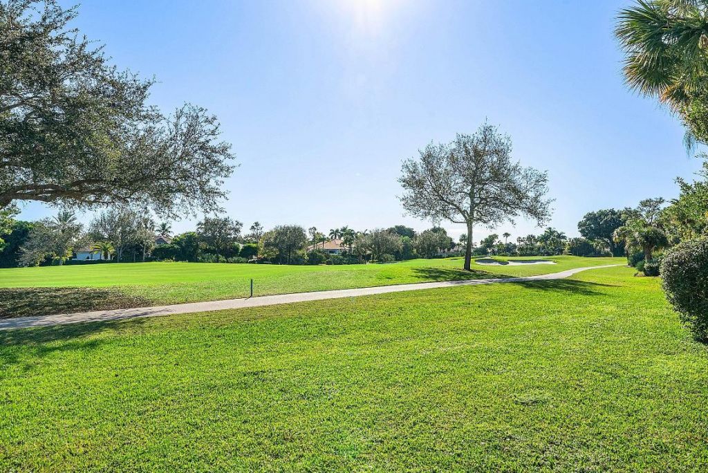 115 Palm Point Circle, Unit A, Palm Beach Gardens, FL 33418 Photo