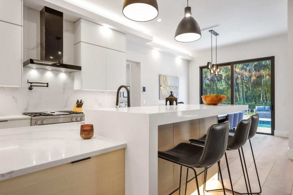 525 Whispering Pines Road, Boynton Beach, FL 33435 Photo