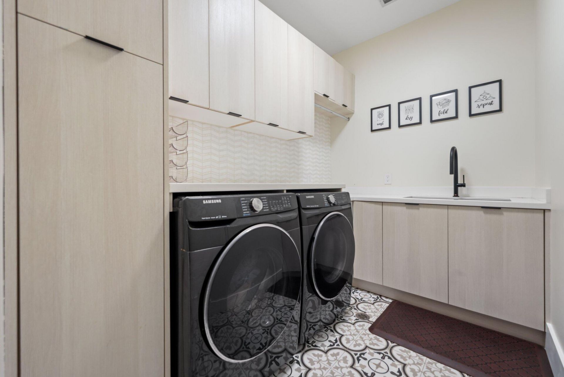 525 Whispering Pines Road, Boynton Beach, FL 33435 Photo