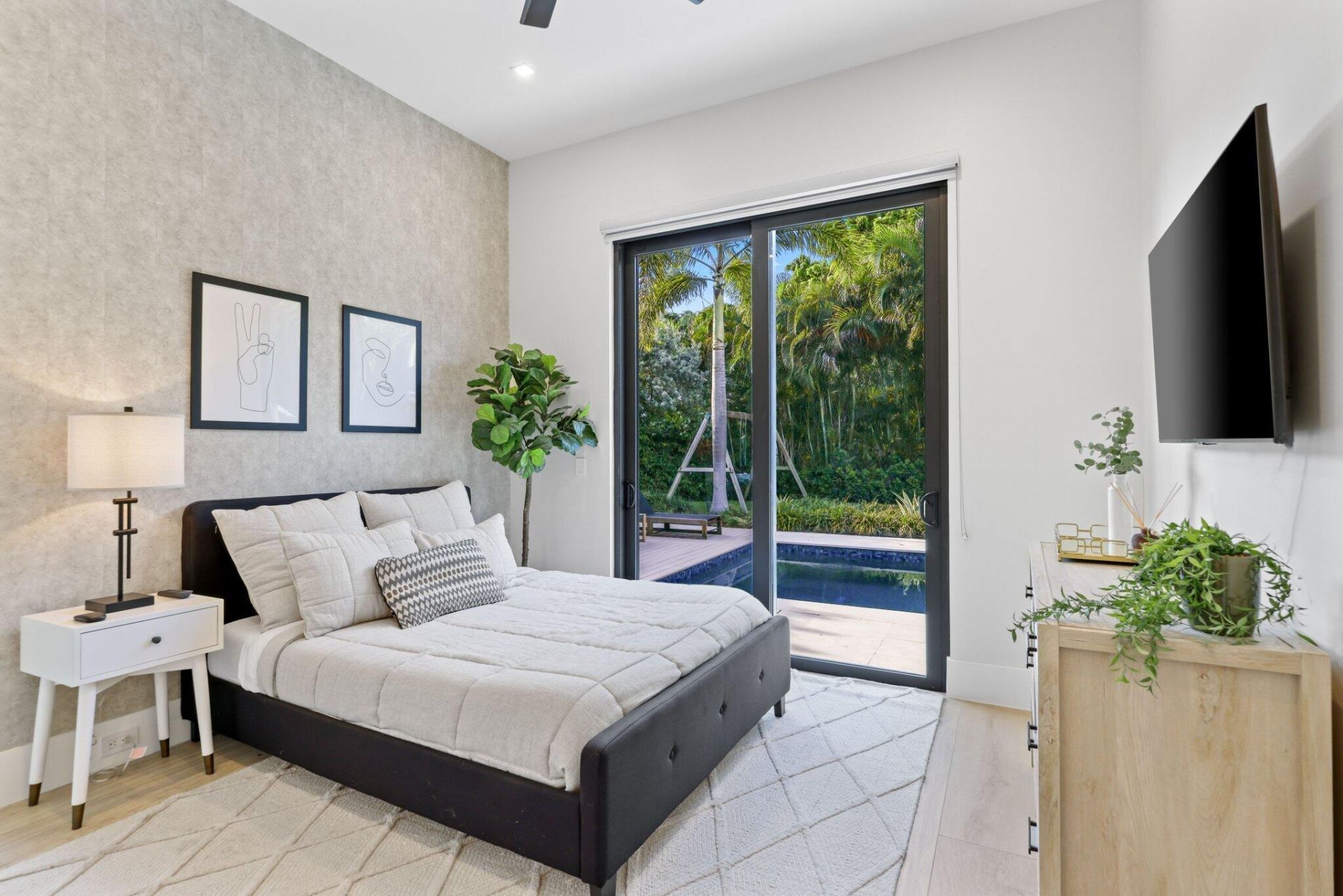 525 Whispering Pines Road, Boynton Beach, FL 33435 Photo