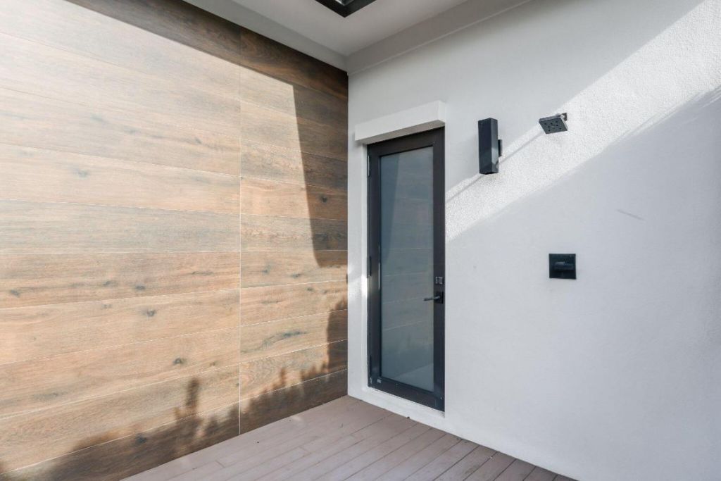 525 Whispering Pines Road, Boynton Beach, FL 33435 Photo