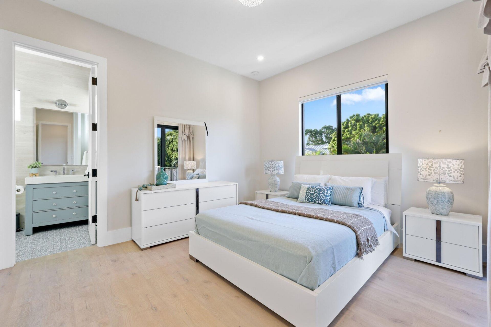 525 Whispering Pines Road, Boynton Beach, FL 33435 Photo