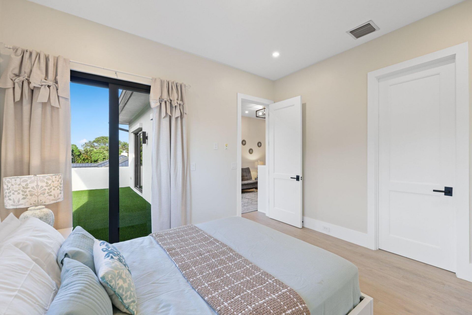 525 Whispering Pines Road, Boynton Beach, FL 33435 Photo