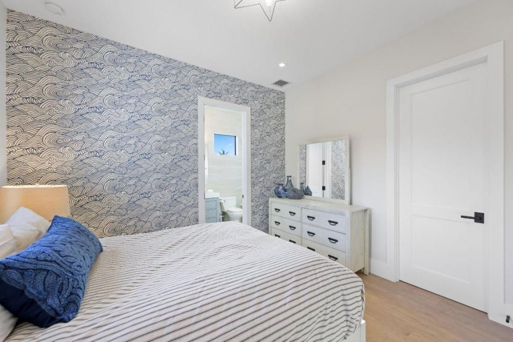 525 Whispering Pines Road, Boynton Beach, FL 33435 Photo